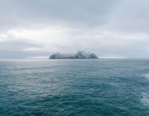 L'île de Mykines - dix âmes à peine - est une destination très courue des ornithologues, qui viennent y observer les innombrables macareux et fous de Bassan.