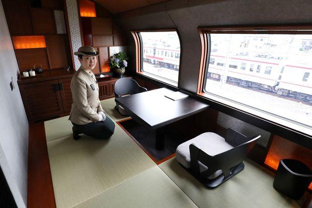 Dernier chic japonais? Pendre le temps de sillonner le pays dans un train hyper luxueux