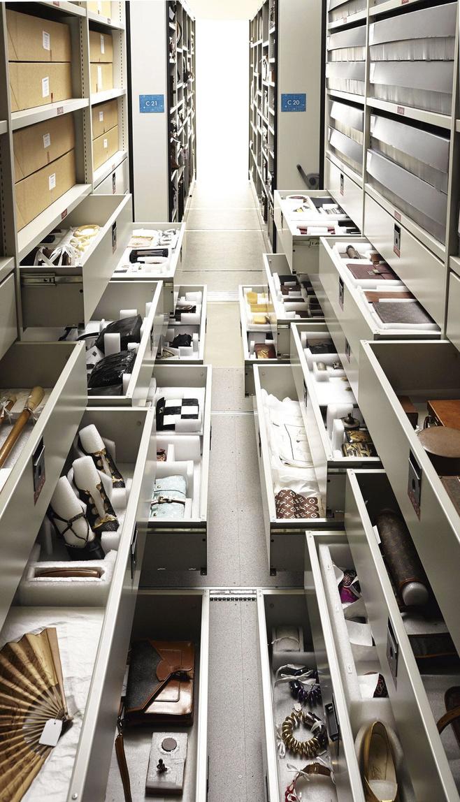 Les impressionnantes archives de la maison Vuitton, en 2015.