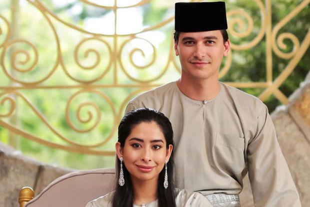 Tunku Tun Aminah Sultan Ibrahim et son mari