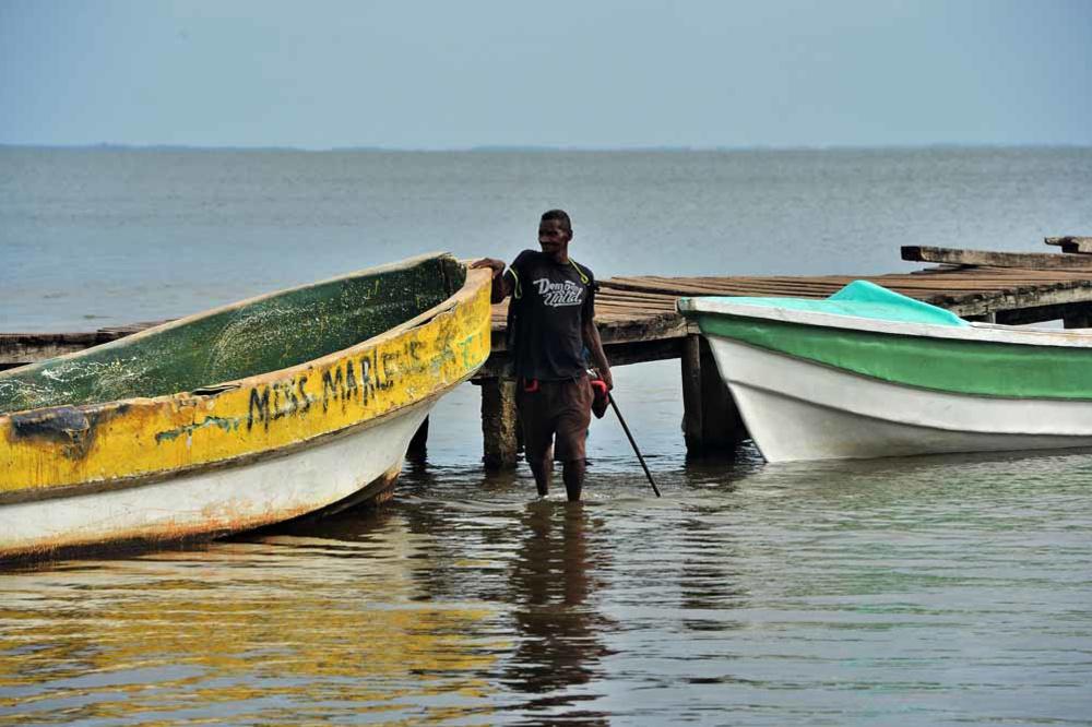 La pêche à la langouste au prix de la vie des Indiens mosquitos (en image)