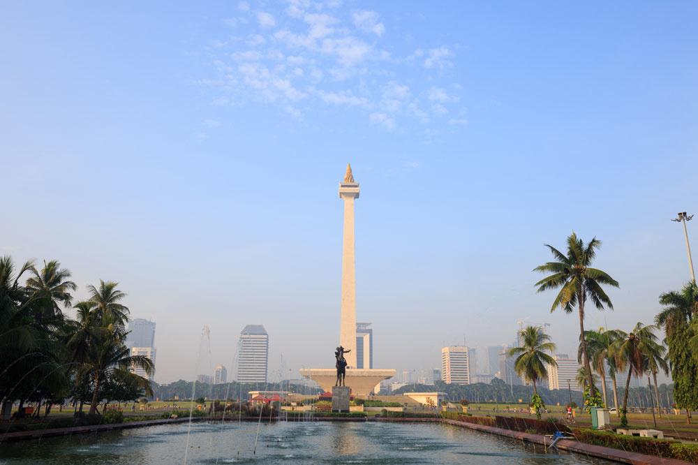 Jakarta s'enfonce sous les eaux
