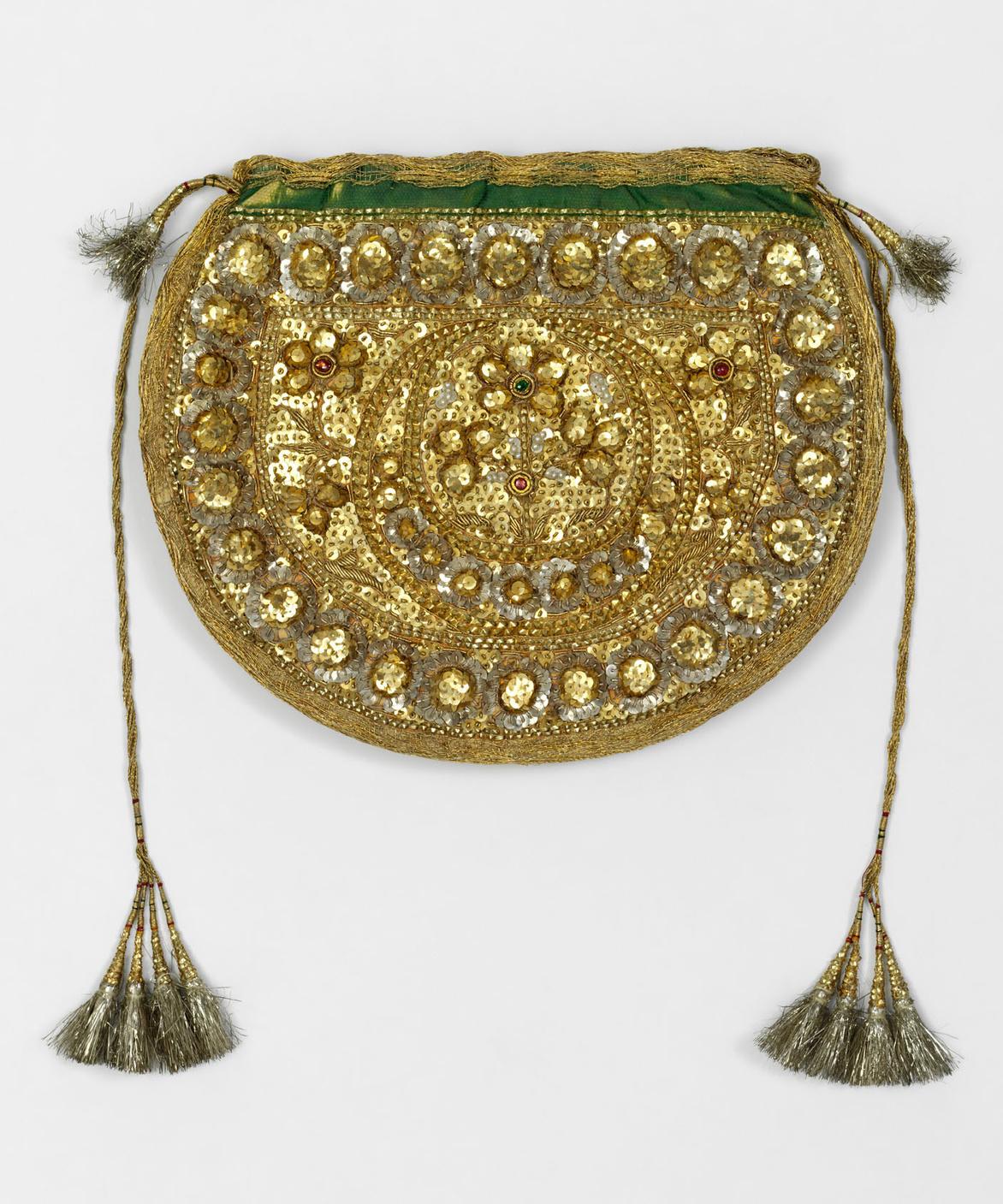 Gold purse with pearls, c.1855. Dehli