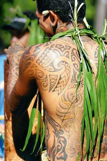 En Polynésie, le tatouage est 100 % culturel.