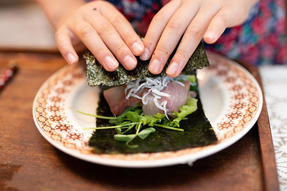 Faire des sushis vous semble trop compliqué ? Essayez les temakis, plus rapides et conviviaux