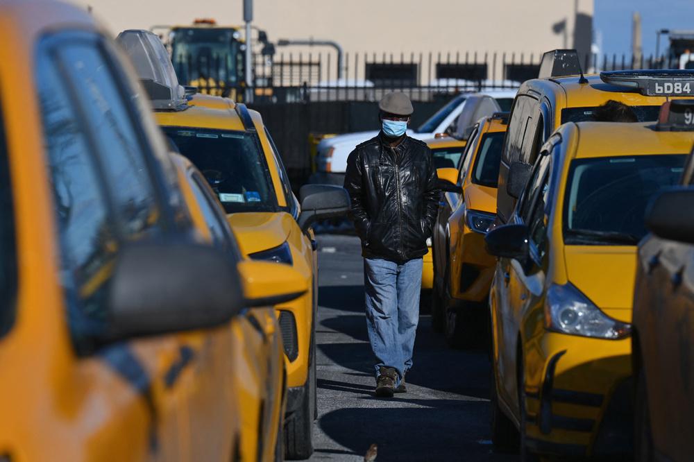 Les taxis jaunes, une institution new-yorkaise en voie de disparition?