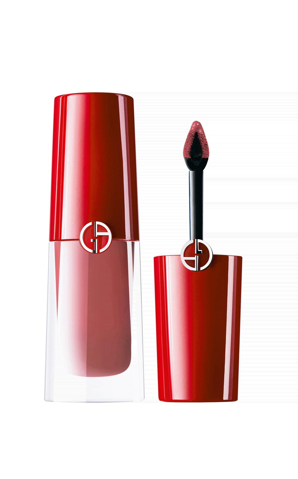 Rouge à lèvres liquide Lip Magnet Magnetic, Giorgio Armani, 36 euros.