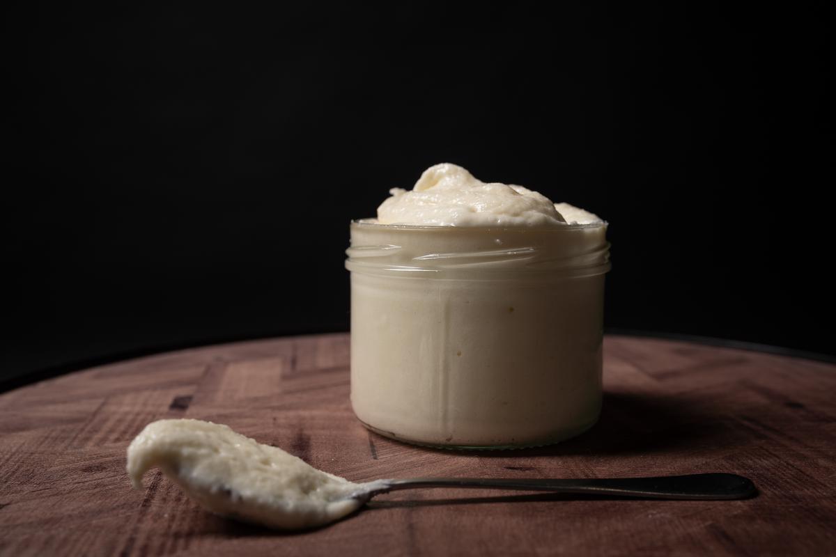 Un petit pot de crème maison selon la recette de Rachel Dipinto.