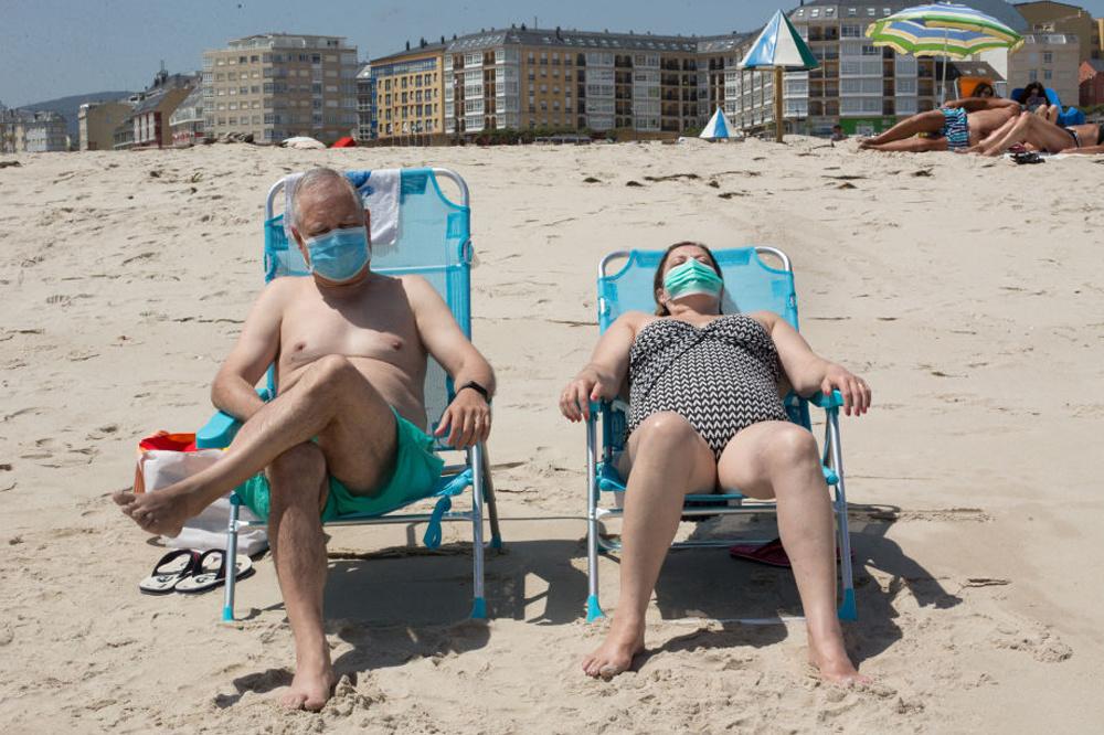 Bronzage : l'Espagne n'imposera pas le masque à la plage