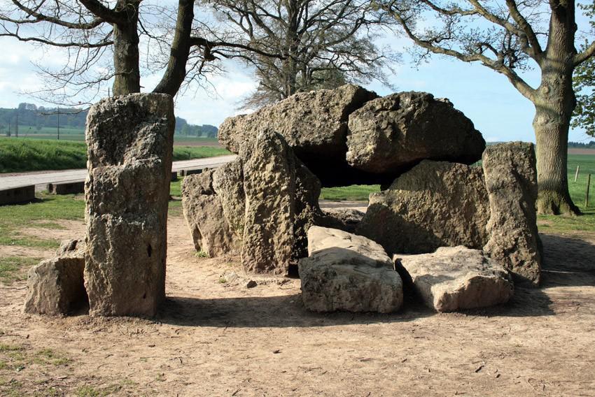 Un des nombreux dolmens de Wéris