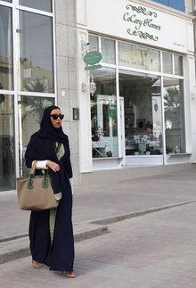 La princesse Noura d'Arabie Saoudite, ambassadrice de la mode dans un pays en pleine mutation