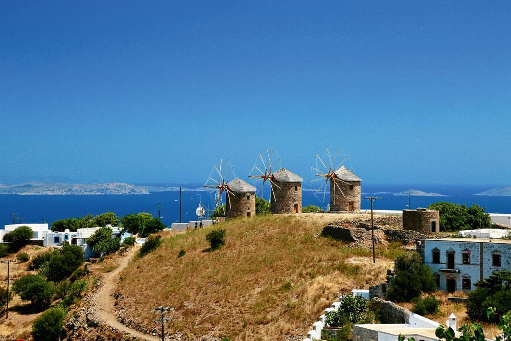 Symboles de Patmos, les anciens moulins à grain viennent d'être entièrement rénovés.