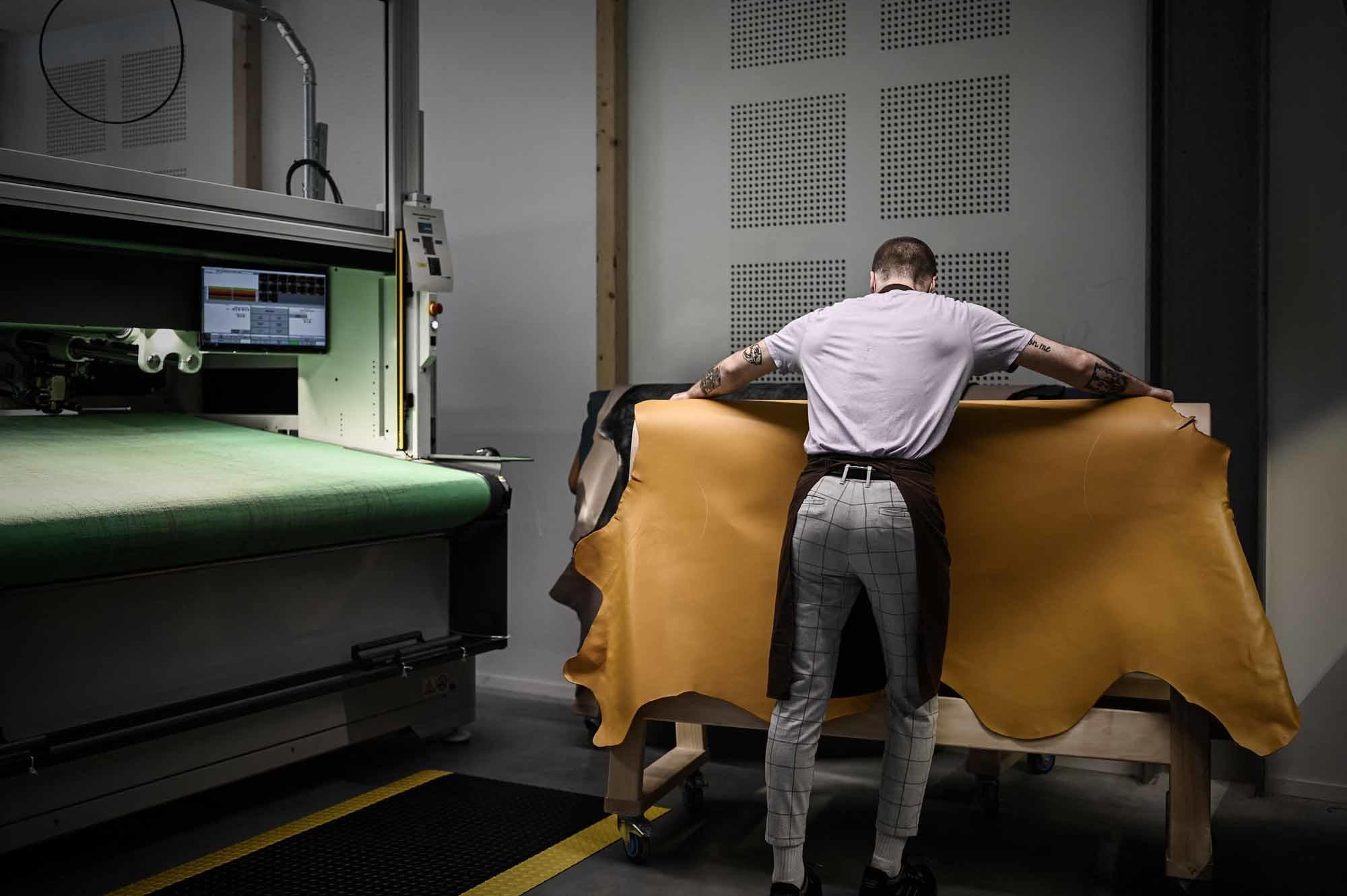 Hermès: dans les coulisses de la nouvelle manufacture (en images)