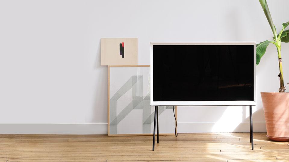 La Serif, télé ou meuble design ?