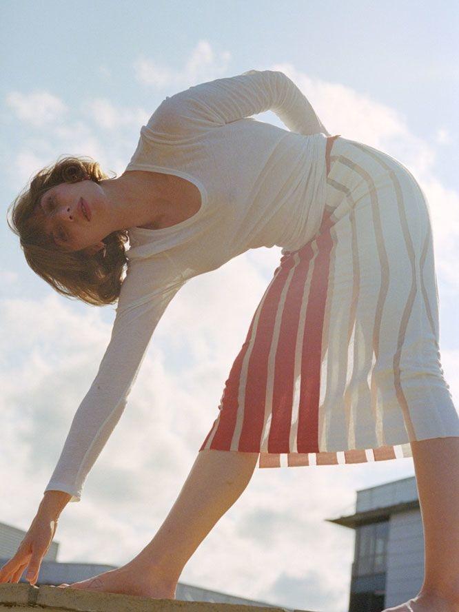 In de schoot van Aldous Harding: 'Dat is moeilijk, niet kwaad zijn op jezelf'