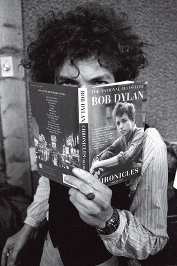 Bob Dylan: 'Ik hou niet van beleefde literatuur, er moet een scherp randje aan zitten'