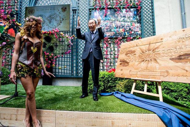 Waardigheid voor allen: Ban Ki-moons boodschap in Tomorrowlandbrug gekerfd