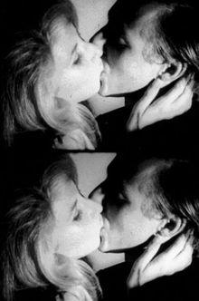 'Kiss' van Andy Warhol.