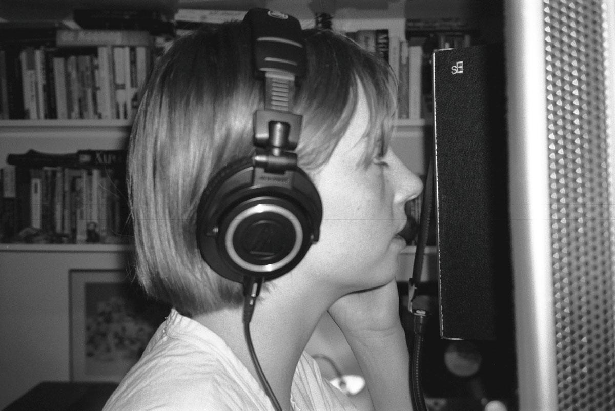 Robin uit 'Stranger Things' kan ook zingen: Maya Hawke over haar debuutplaat