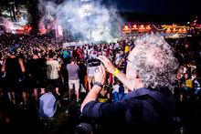 Seks en drugs en DJ Coone: Tomorrowland door de ogen van mijn vader