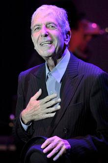 De zanger als ziener: een blik op de rijke discografie van Leonard Cohen