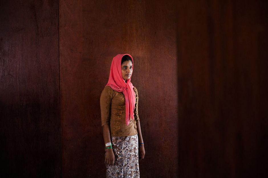 Zainu Bibi, 16 ans, réfugiée Rohingya originaire du Myanmar, à Bayeun, East Aceh, Indonésie.
