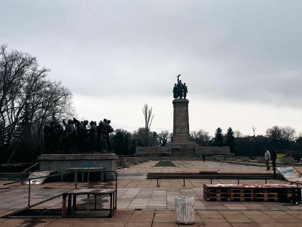 Le monument aux soldats de l'armée soviétique à Sofia