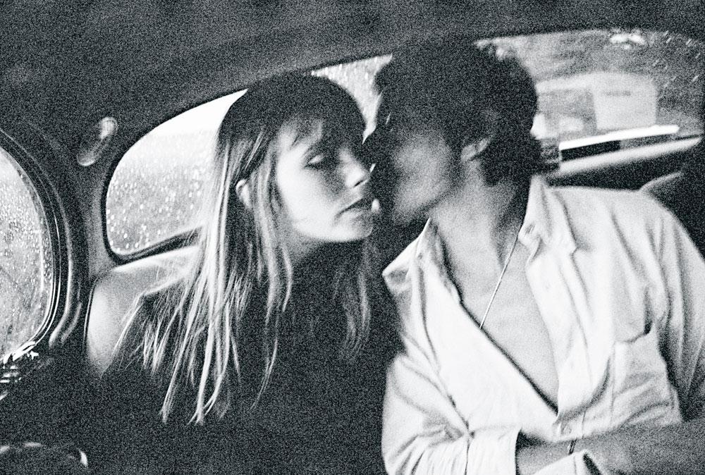 Le baiser de Serge à Jane dans la voiture, 1969.