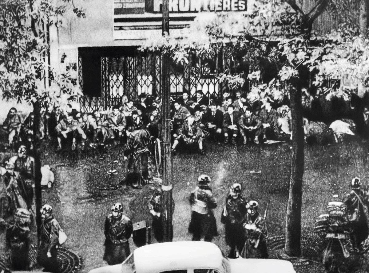 Une image qui relate un sombre épisode du récit national français: la répression brutale des manifestations algériennes en 1961.