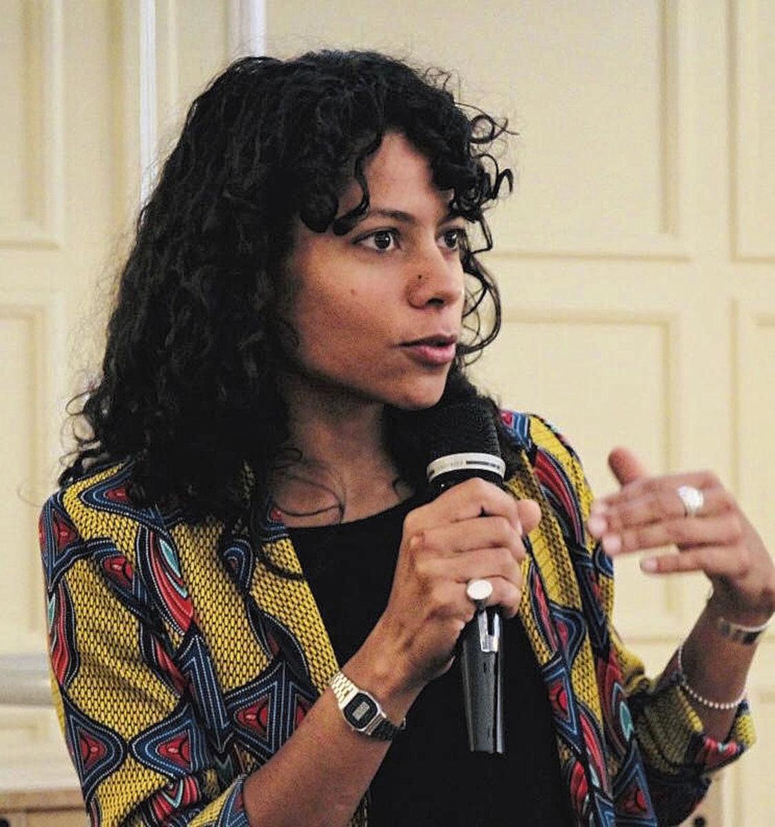 Emilia Roig, fondatrice du Center for Intersectional Justice (CIJ) à Berlin, financé par l'Open Society Foundation et la Guerrilla Foundation.