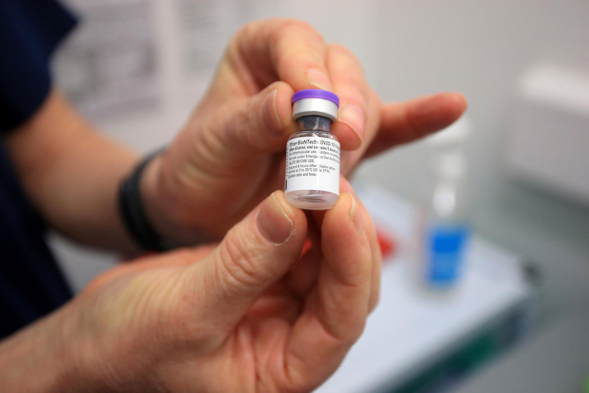 Covid : le vaccin produit en Belgique en route vers toute l'Europe