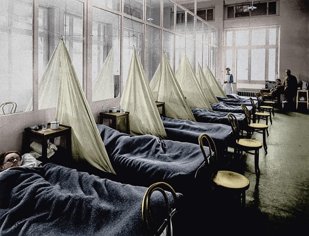 Un pavillon de la grippe dite espagnole, dans un camp militaire français en Haute-Marne (1918).