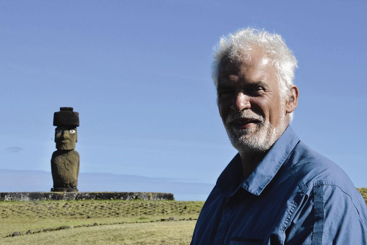 L'archéologue belge Nicolas Cauwe (MRAH) se rend chaque année sur l'île pour des campagnes de fouilles.