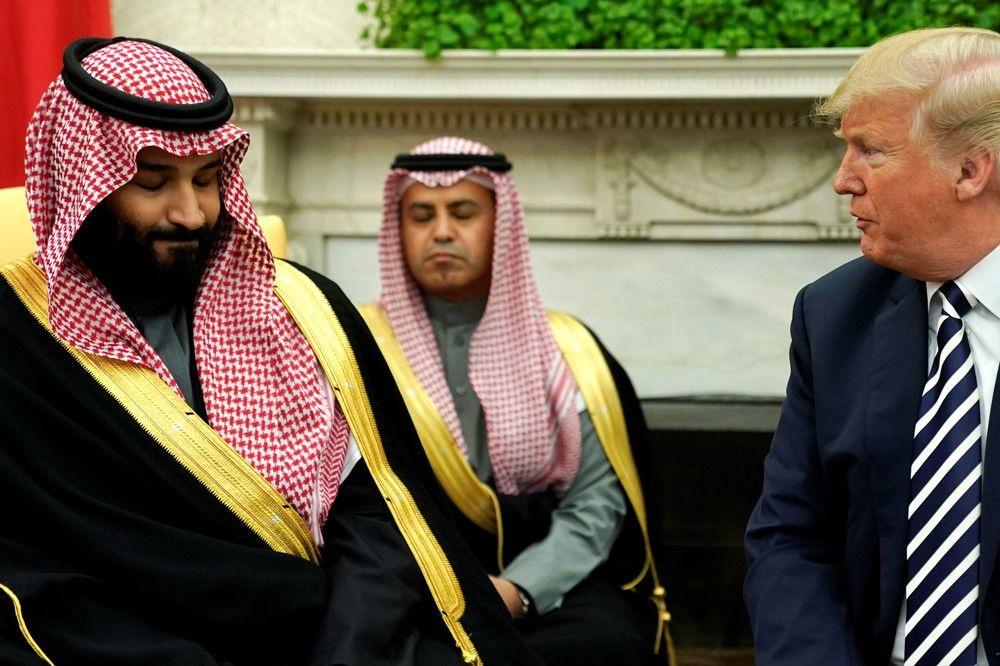 Le prince héritier saoudien Mohammed ben Salmane face à Donald Trump, le 19 octobre 2018 à Washington 