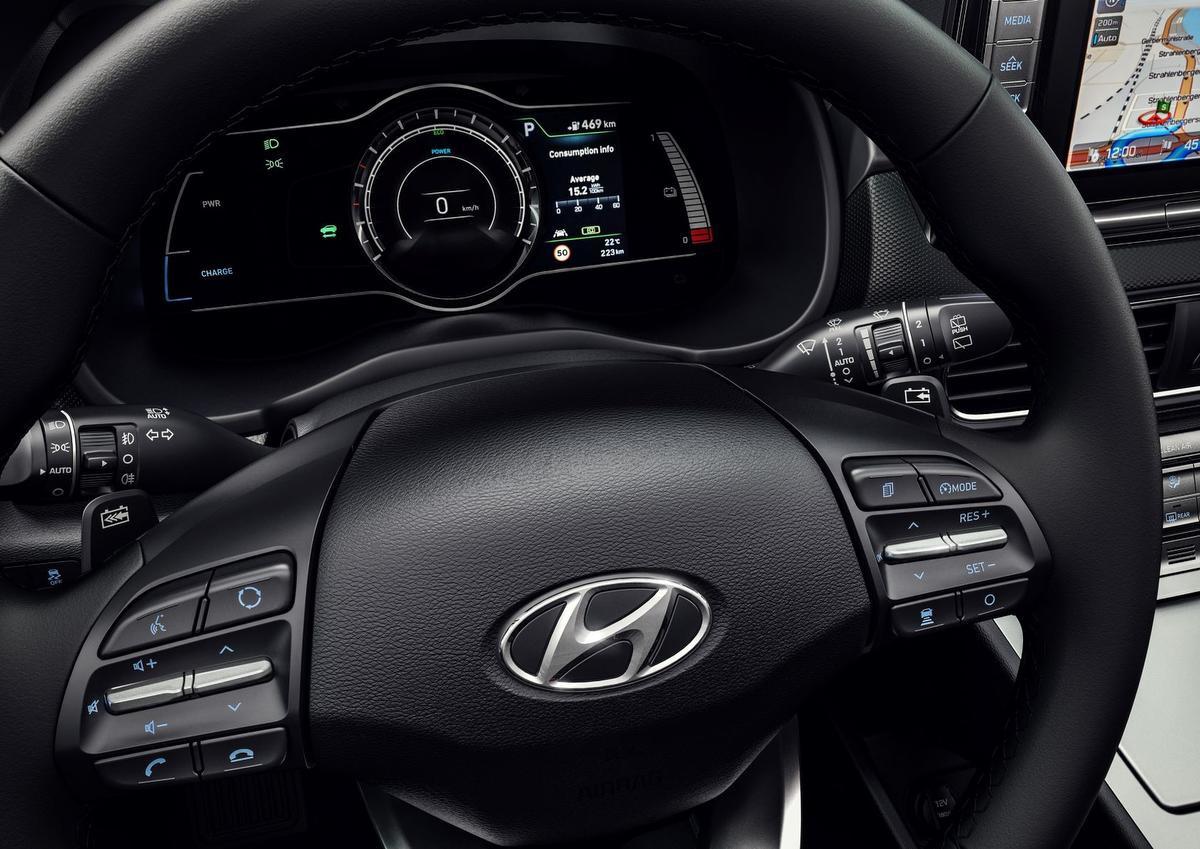 Hyundai démocratise la conduite électrique