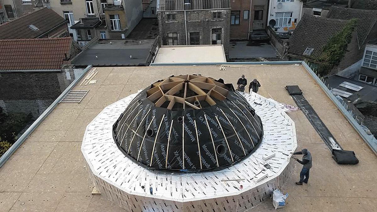 Construction d'un dôme pour la nouvelle mosquée Kouba, à Schaerbeek.
