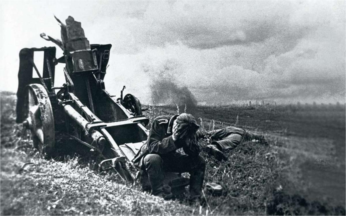 Un soldat allemand, capturé par l'armée soviétique, à Orlov, à l'été 1943.