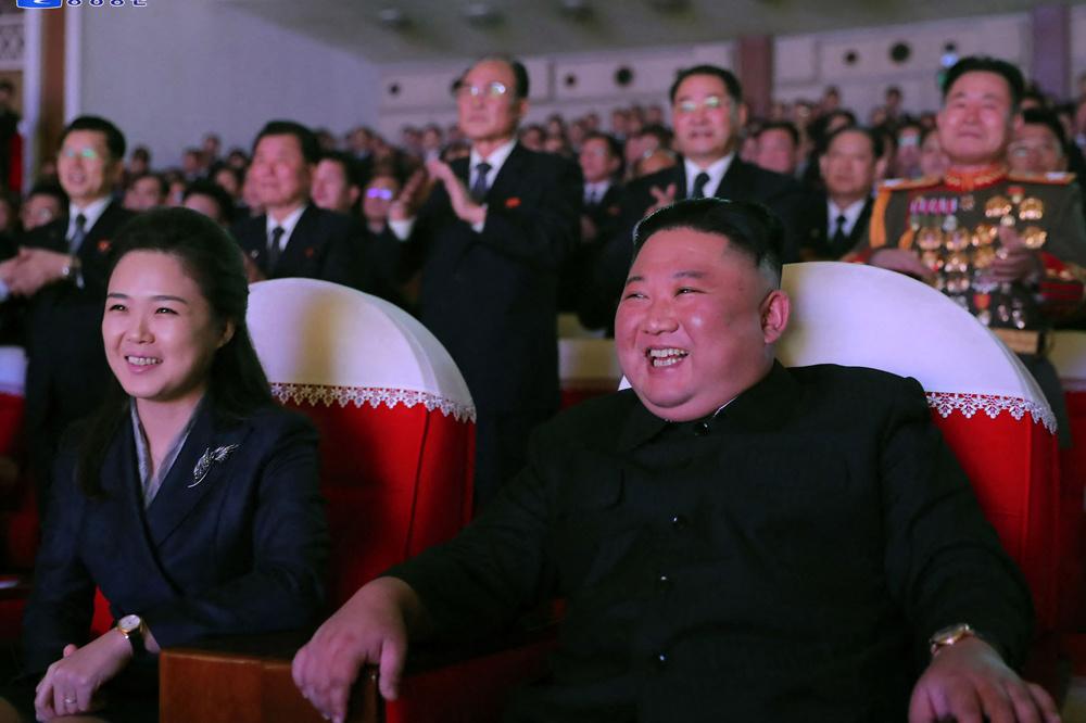 L'épouse de Kim Jong vient de réapparaître