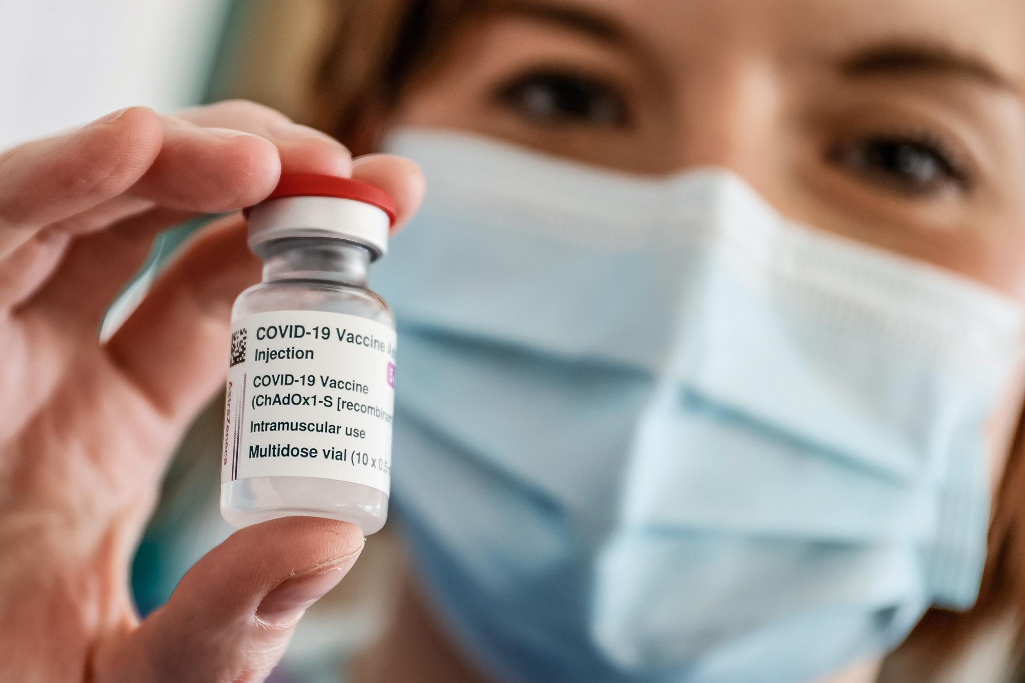 Invitations erronées, centres fermés, retards: les couacs de la campagne de vaccination belge