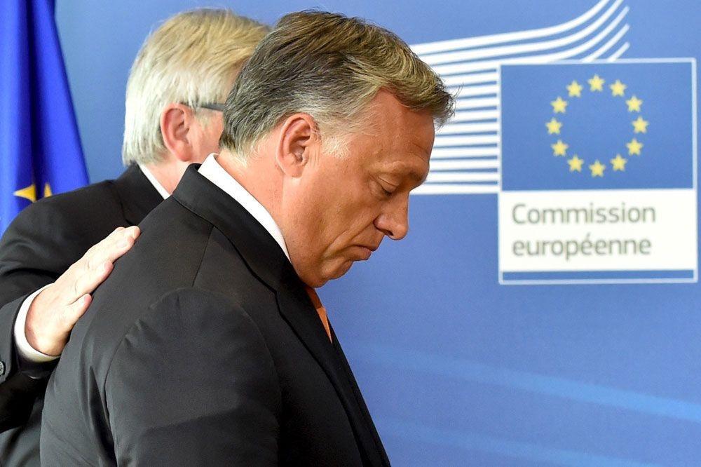 Viktor Orban (premier plan) et Jean-Claude Juncker 