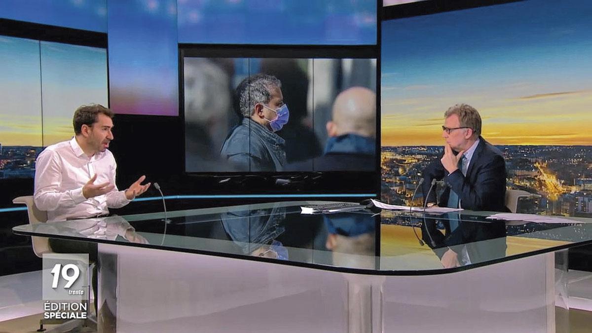 La RTBF a dû mobiliser tous ses canaux pour faire face à une situation inédite. Ici, François De Brigode avec l'épidémiologiste Marius Gilbert (à g.).