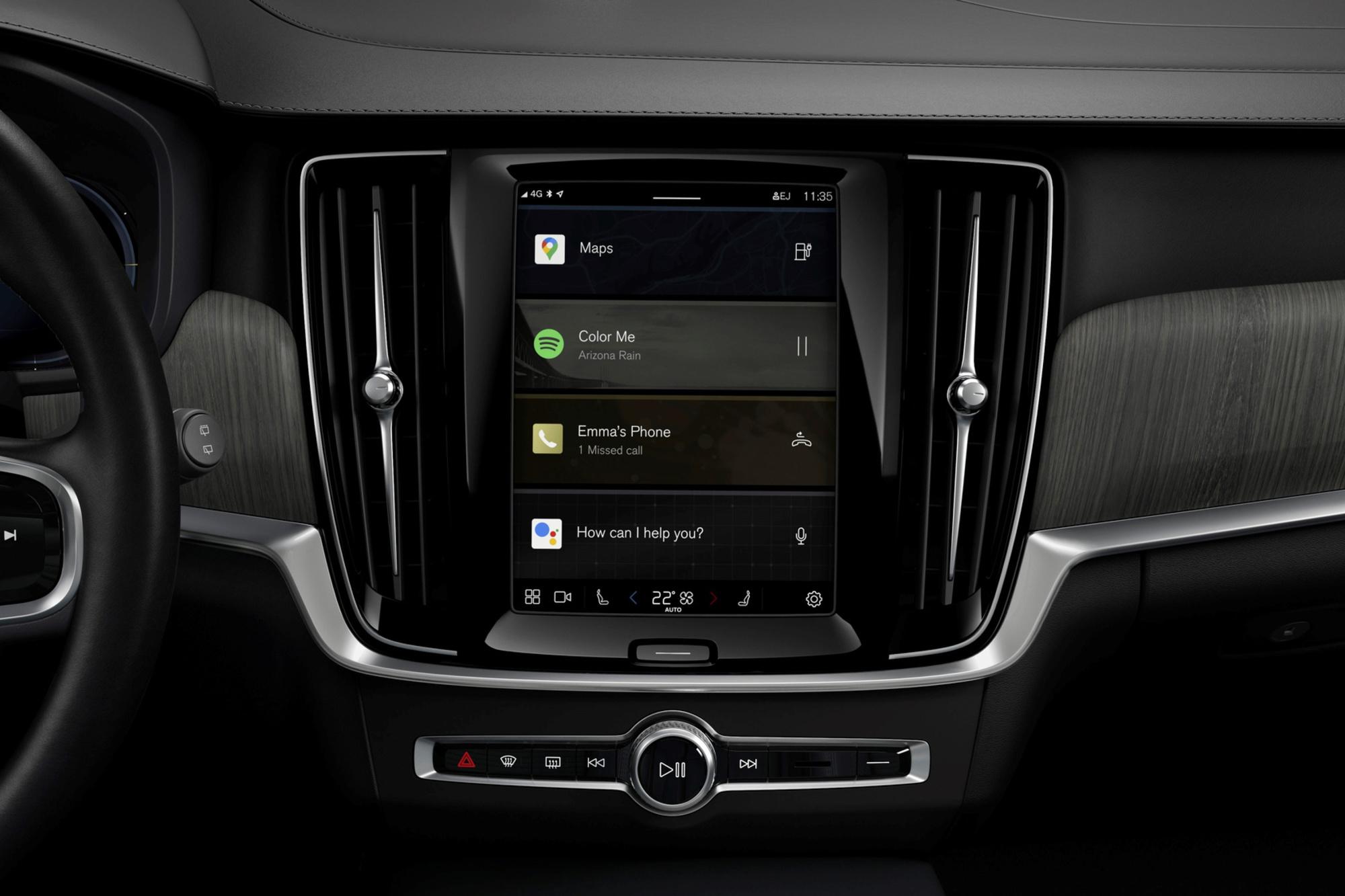 Contrairement à Android Auto, plus besoin d'appairer son téléphone pour profiter de l'univers Google, il est autonome à bord du véhicule.