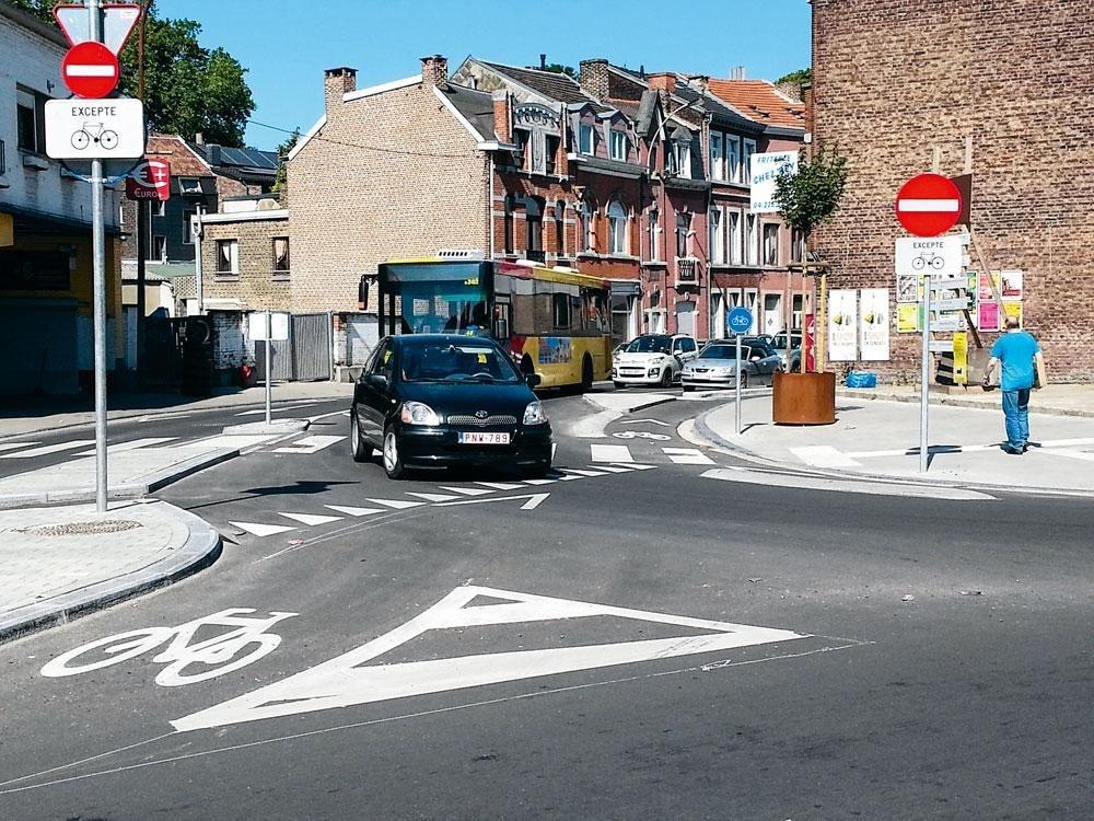 La rue de Hesbaye a été aménagée pour y circuler, en sécurité, à vélo.