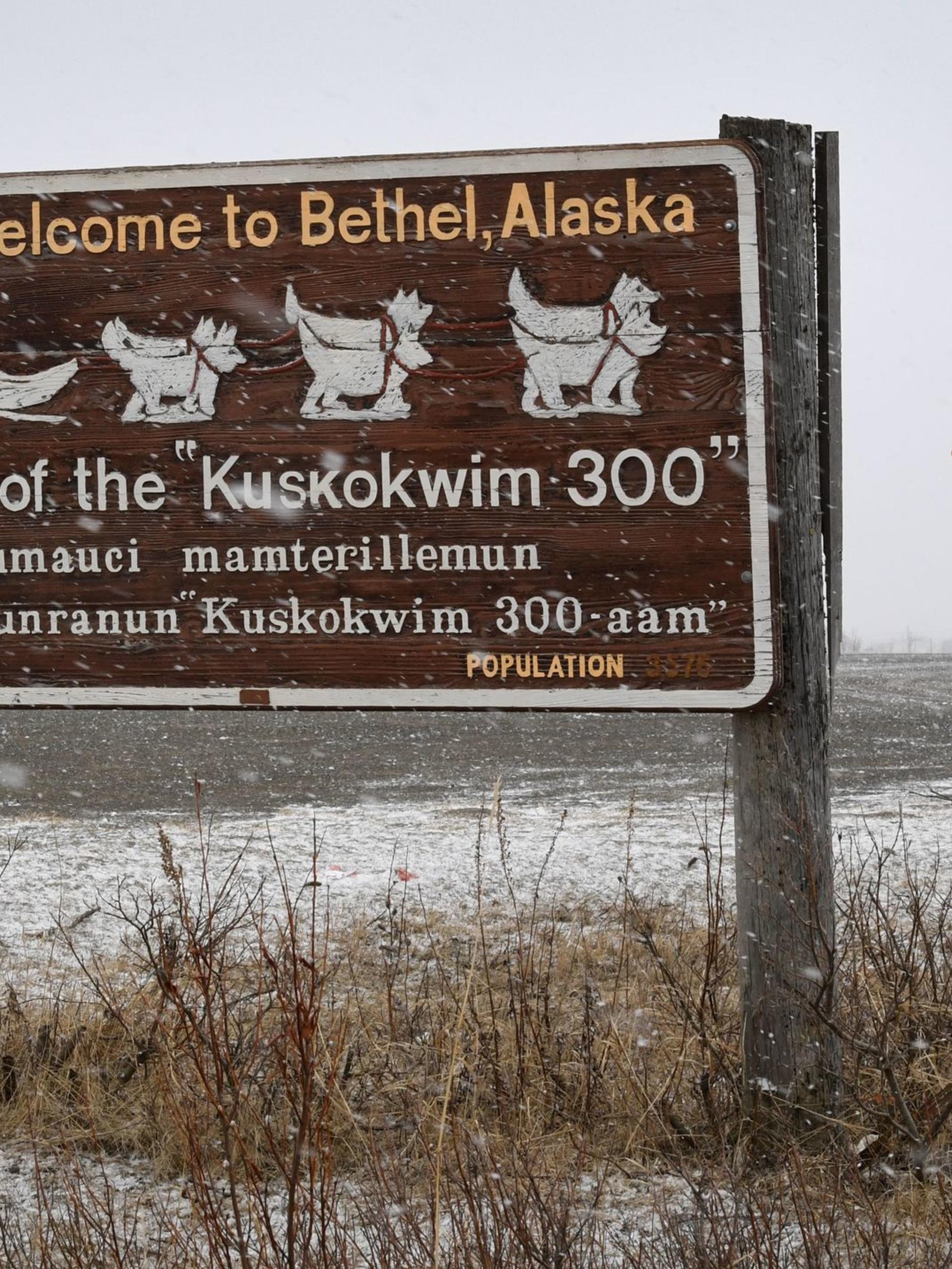 En images: les villages d'Alaska inexorablement rongés par le changement climatique