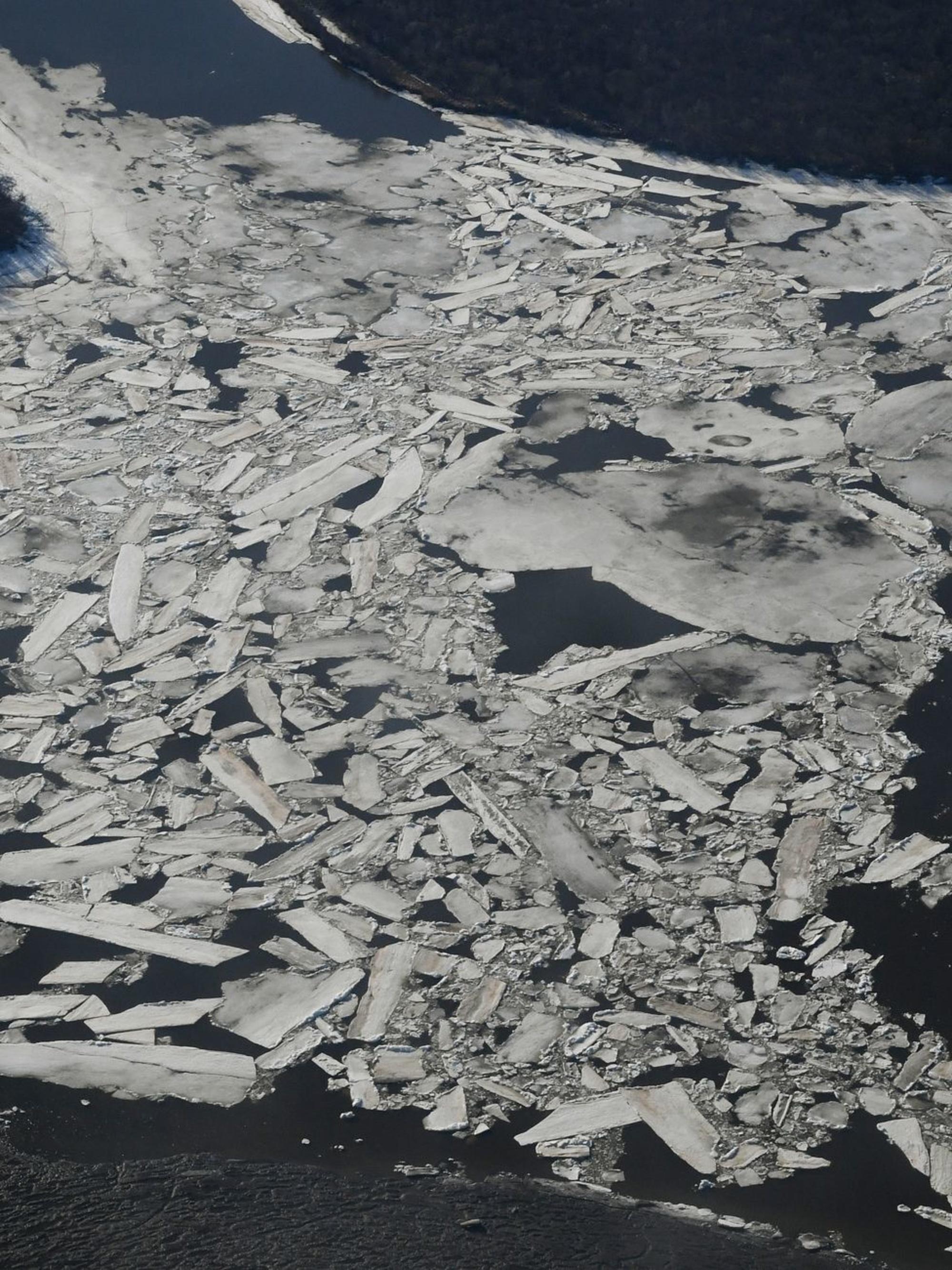 En images: les villages d'Alaska inexorablement rongés par le changement climatique