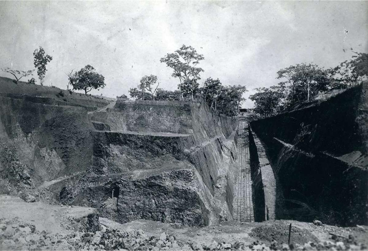 La mine d'uranium de Shinkolobwe (alors Jadotville) en mars 1953.
