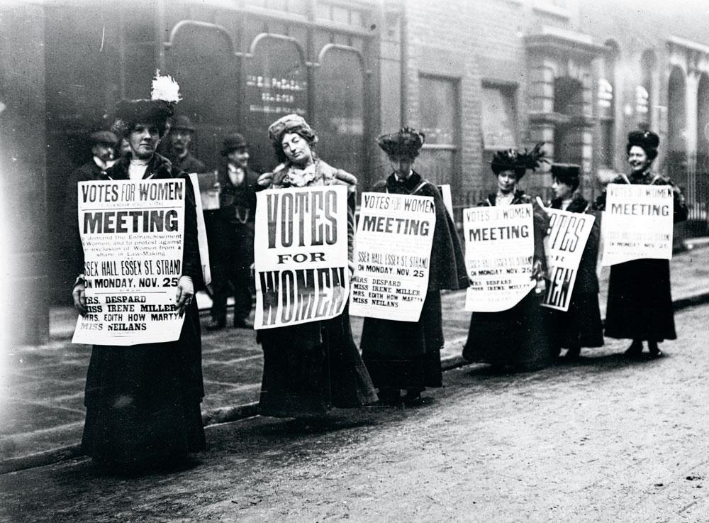 Les suffragettes anglaises n'ont pas eu d'équivalent en Belgique, où les mouvements féministes n'ont pas autant pesé sur l'octroi du droit de vote aux femmes.