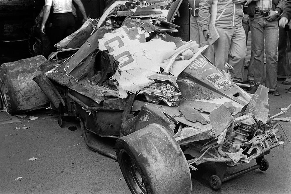 Le véhicule de Niki Lauda après le crash, Nurburgring, le 1er août 1976