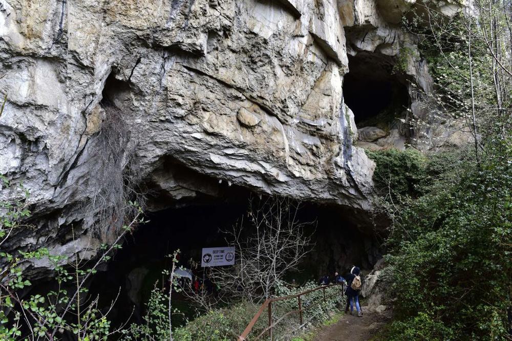 Enfermé dans une grotte durant 40 jours : l'étrange expérience 