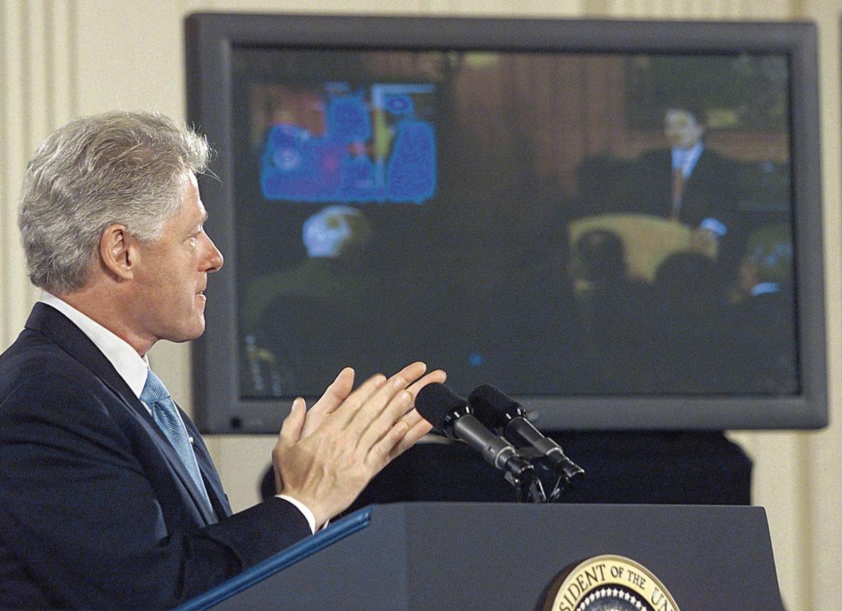 Le 26 juin 2000, le président américain Bill Clinton annonçait le séquençage complet du génome humain. Une communication précipitée.